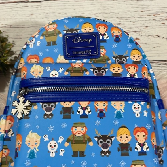 NWT Loungefly Disney Frozen Chibi Mini Backpack Exclusive - Picture 5 of 8
